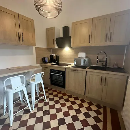 F4 Cosy Centre Moulins (Allier)