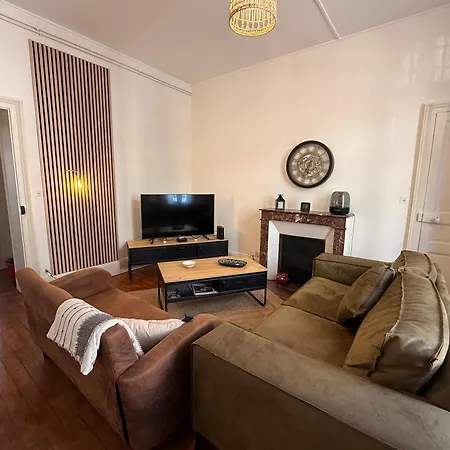 Апартаменты F4 Cosy Centre - 3 Lits Doubles -ideal Famille & Sejour Pro